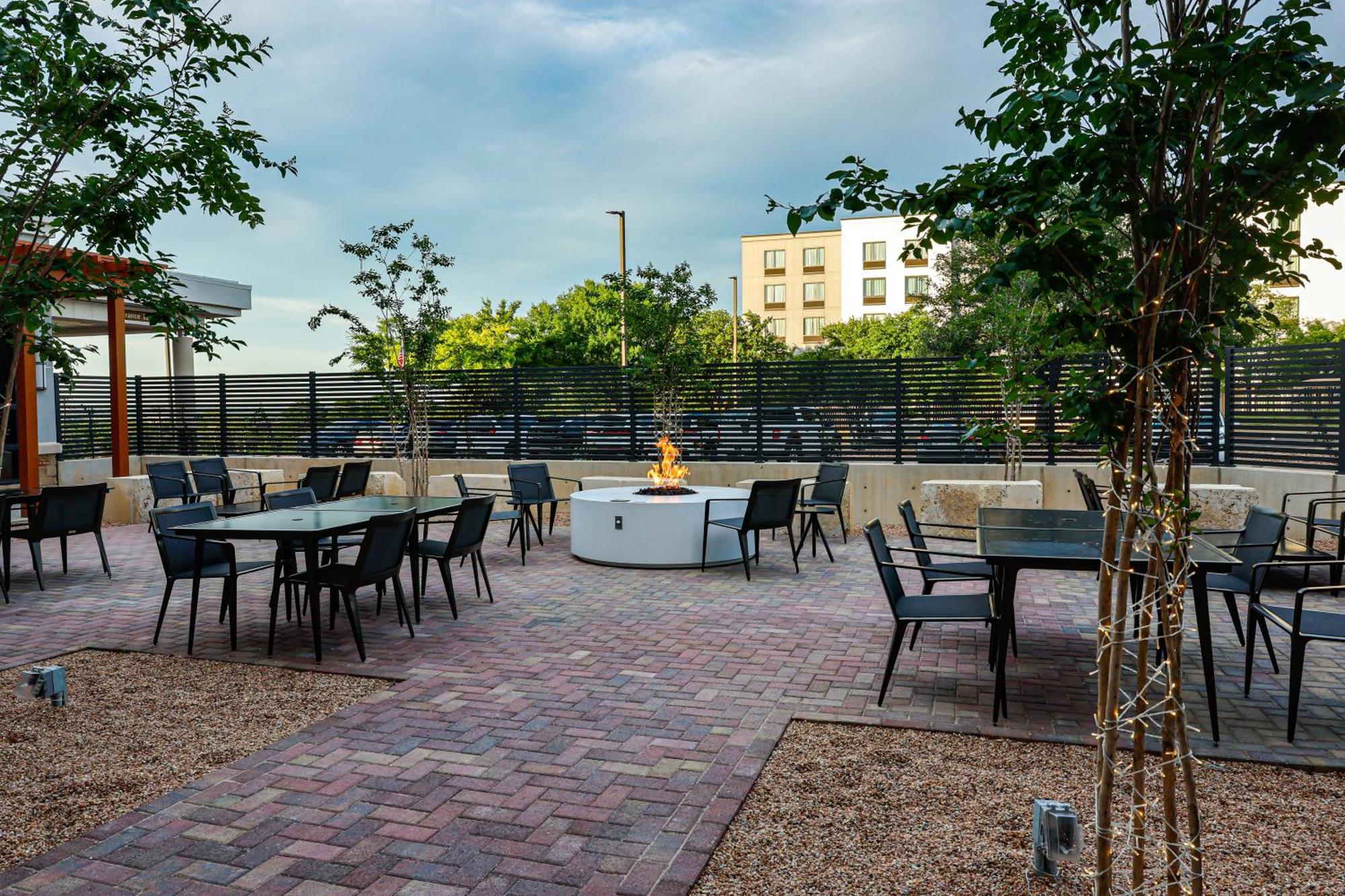Four Points By Sheraton Austin Airport Exteriér fotografie
